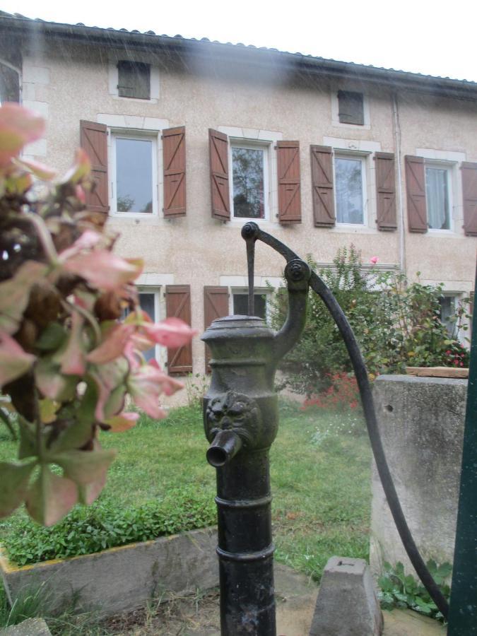 La Maison Saint Roch Hotell Martres-Tolosane Exteriör bild